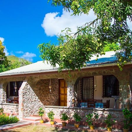Seashell Self Catering Villa Grand Anse  ห้อง รูปภาพ