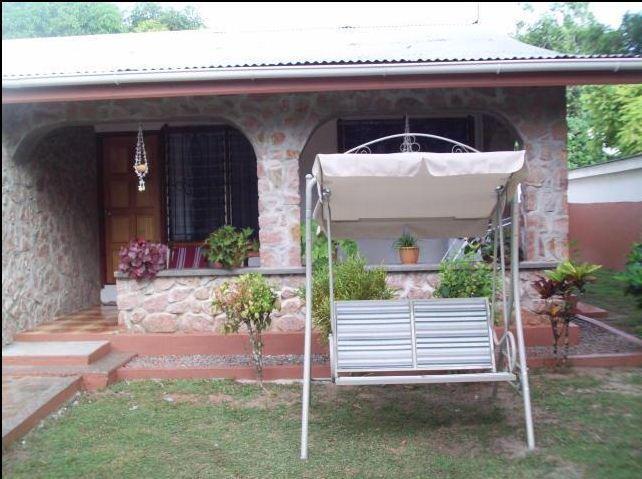 Seashell Self Catering Villa Grand Anse  ห้อง รูปภาพ