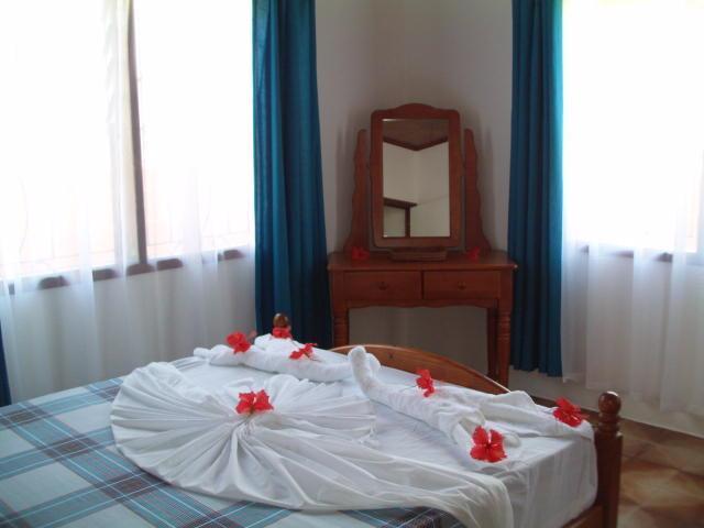 Seashell Self Catering Villa Grand Anse  ภายนอก รูปภาพ